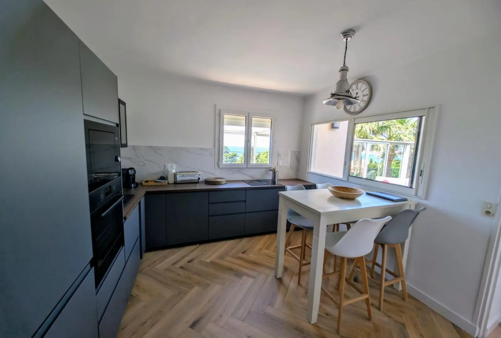 Apartment Vue Mer Grande Terrasse Plage A 2 Min A Pieds Sanary-sur-Mer France